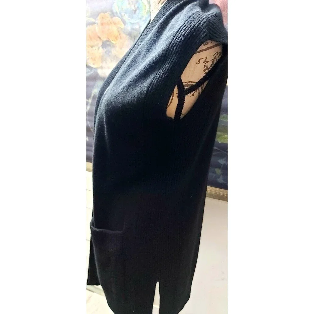 100% Cashmere Sweater Cardigan by Cashmere Box size XS Black Classic